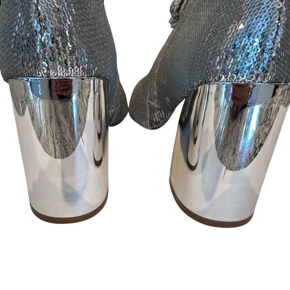 Betsey Johnson Finlee Silver Sequins Rosette Flare Heel Dress Bootie Size 10 - Picture 5 of 12